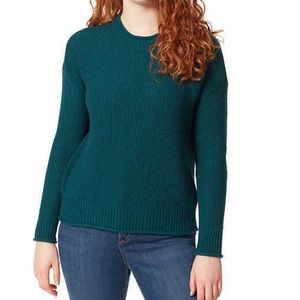 🌸 Woman’s Long Sleeve Sweater